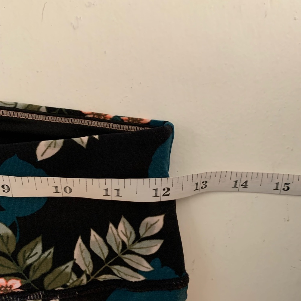 Calvin Klein Performance Womens Capri Leggings Large Floral High Rise Stretch - Picture 12 of 13